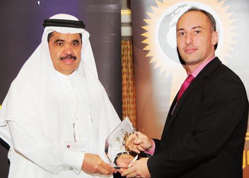 Dr Fahd Al-Shalan, Director General of King Fahd Security College awarded Stephen King, Group Senior Manager Corporate Communication, UAE Etisalat - Middle East Corporate and Media Communication Excellence Award
